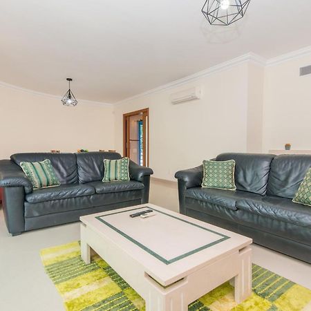 טאווירה Casa Mergoux - 15 Mins Walk City Center - Quiet - Spacious מראה חיצוני תמונה