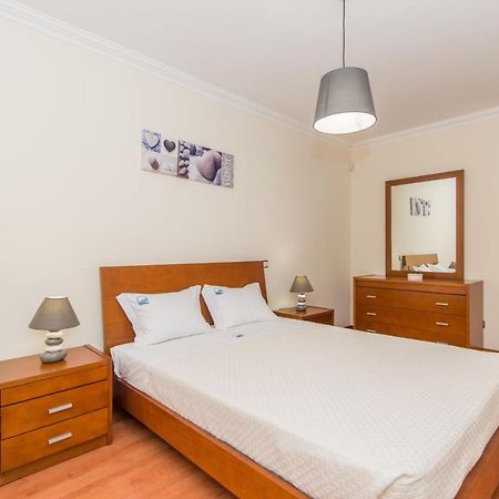 טאווירה Casa Mergoux - 15 Mins Walk City Center - Quiet - Spacious מראה חיצוני תמונה