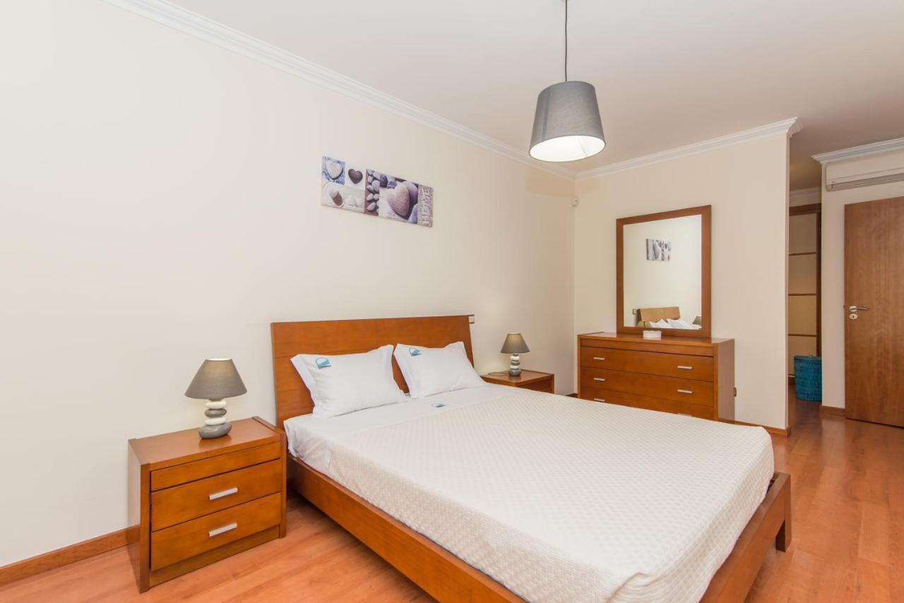 טאווירה Casa Mergoux - 15 Mins Walk City Center - Quiet - Spacious מראה חיצוני תמונה