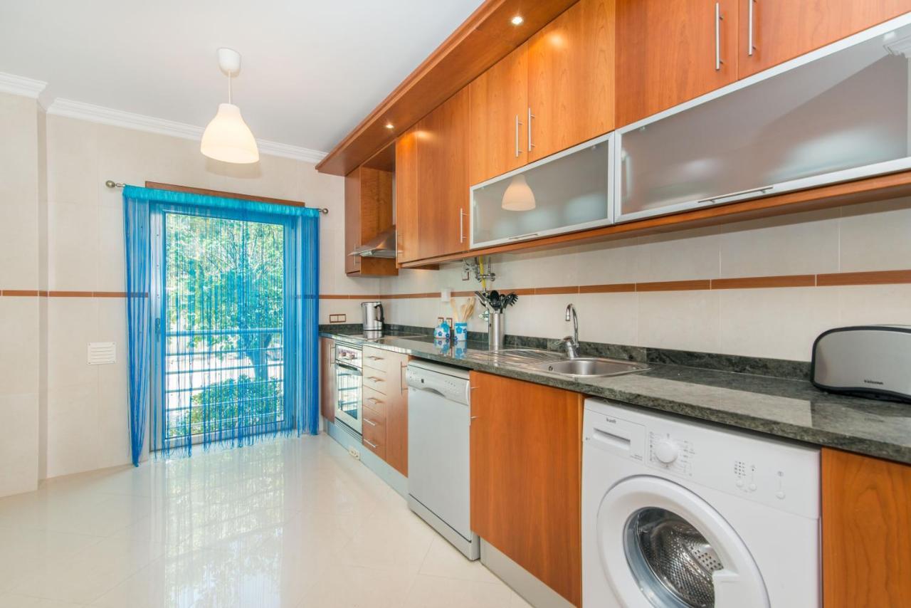 טאווירה Casa Mergoux - 15 Mins Walk City Center - Quiet - Spacious מראה חיצוני תמונה
